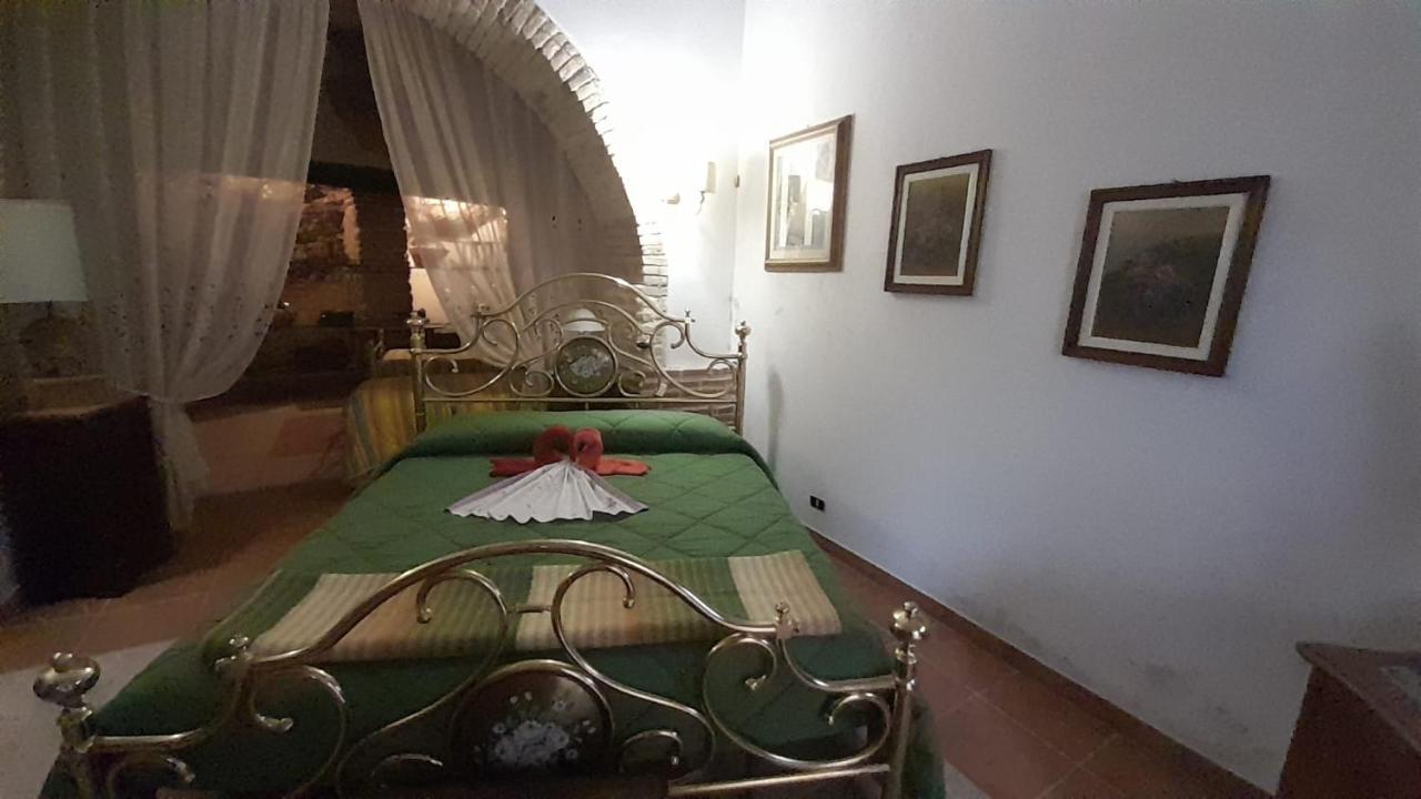 Toffia Al Cantinone מראה חיצוני תמונה